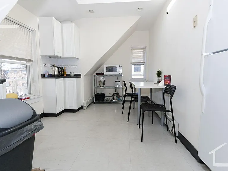 65 Ashford St #3B — Photo 3
