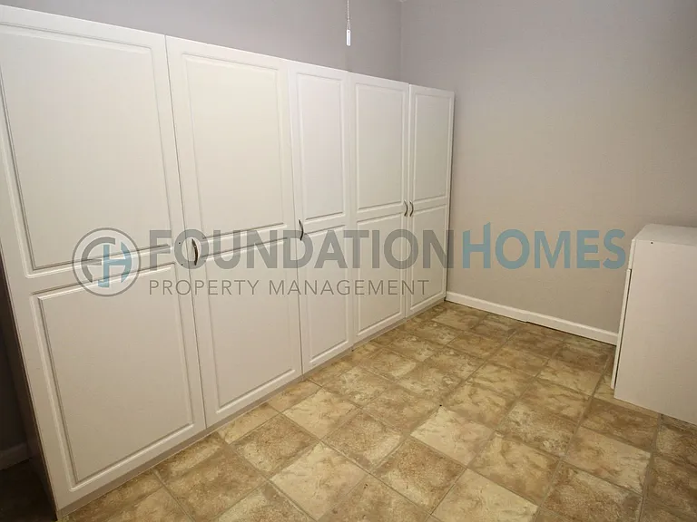 11 Glen Dr — Photo 15