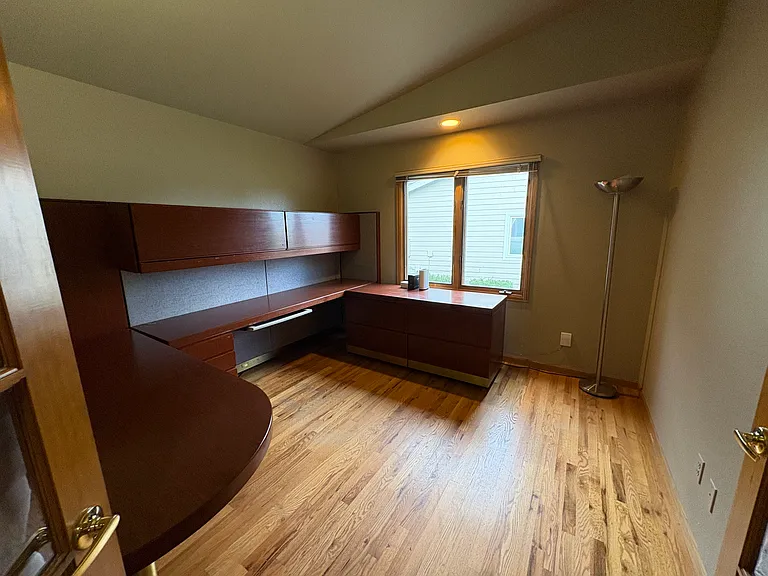 1113 Hawkeye St — Photo 8