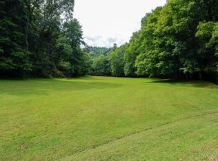 136 Black Mash Hollow Rd, Townsend, TN 37882