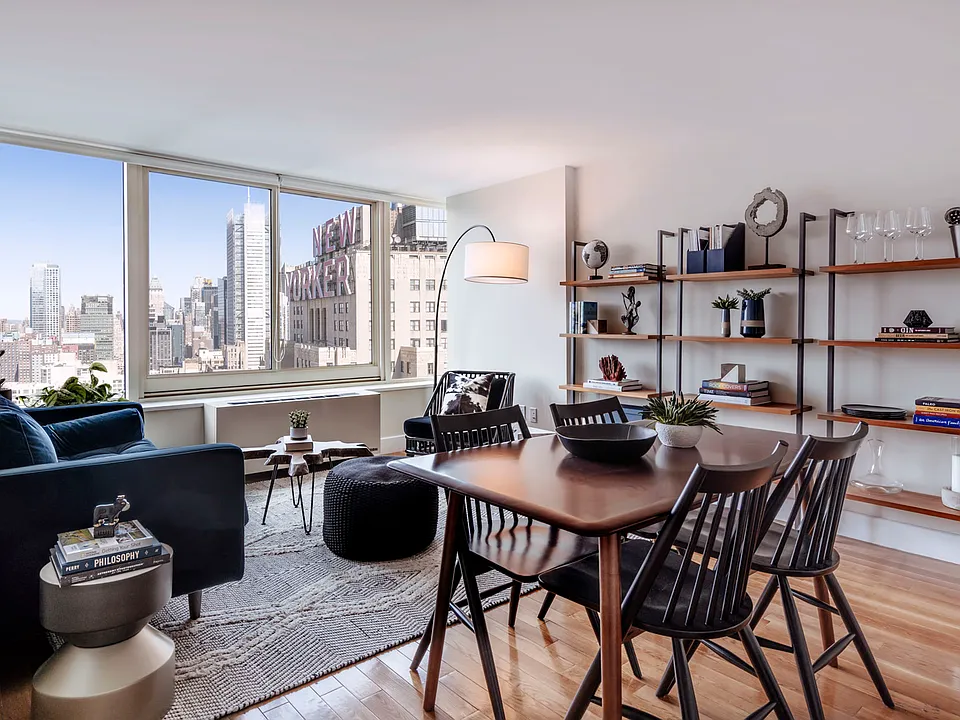 315 W 33rd St #28K