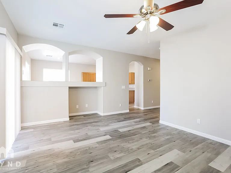 6241 Barton Manor St — Photo 4