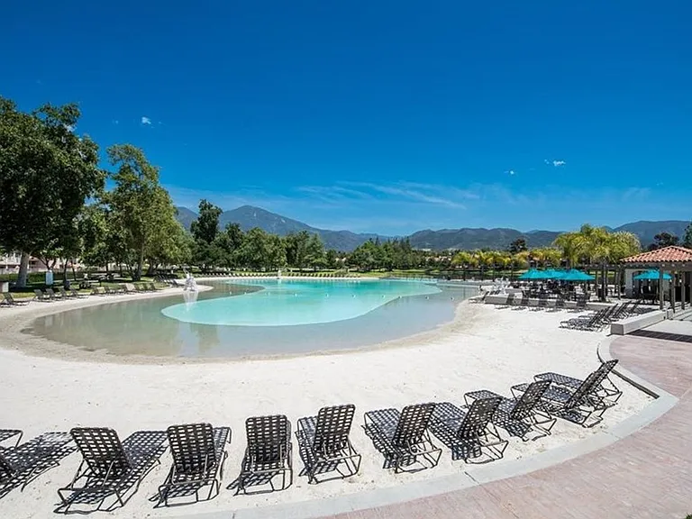 20891 Porter Ranch Rd — Photo 53