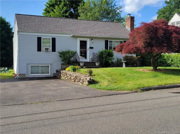 154 Highland Drive, Waterbury, CT 06708