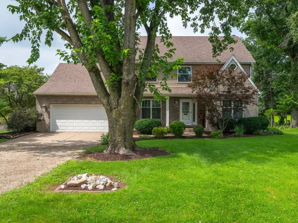 902 Idaho Ave, Davenport, IA 52804