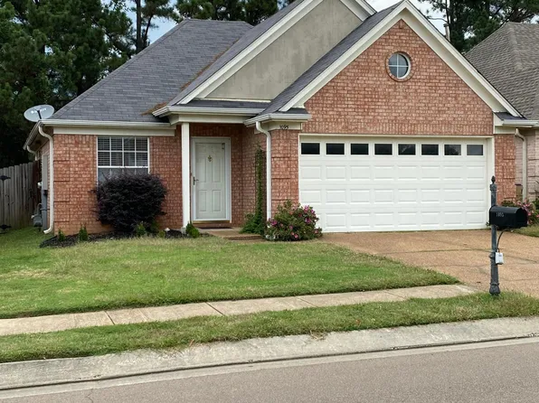 1095 Breezy Valley Dr, Cordova, TN 38018