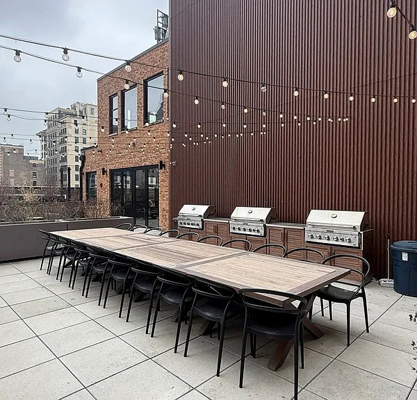 28 E Adams St — Photo 21