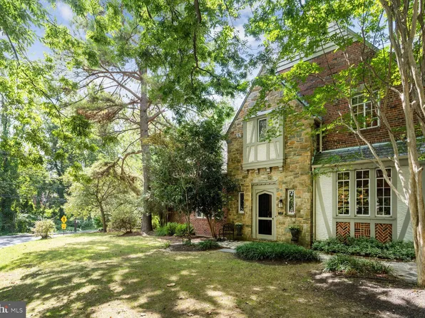 1800 Birch Dr NW, Washington, DC 20012