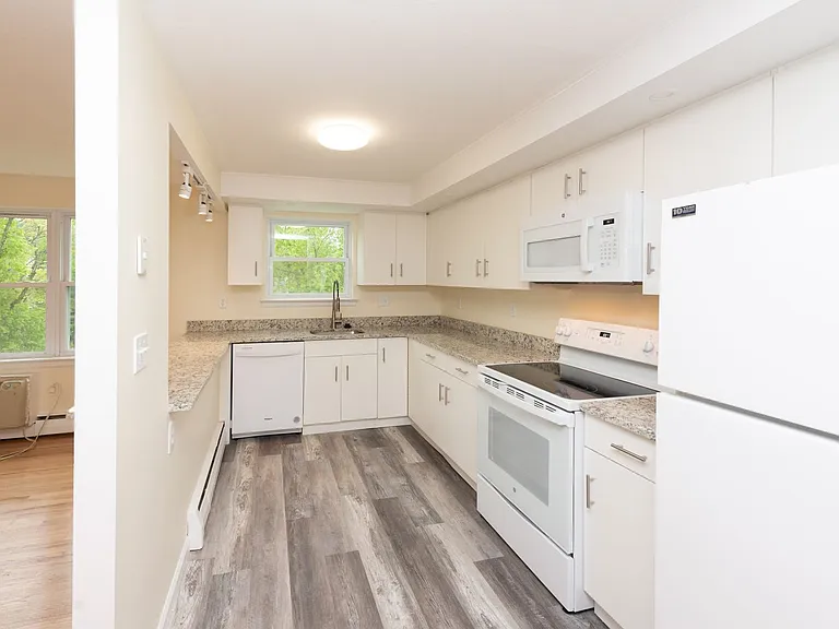 Eli Whitney Apartments — Photo 8
