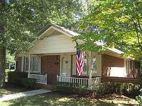 4th image of 645 Palmetto St