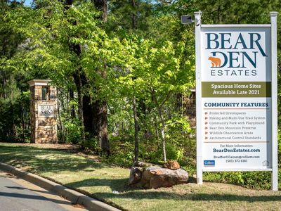 1 Bear Valley Cir, Little Rock, AR, 72223