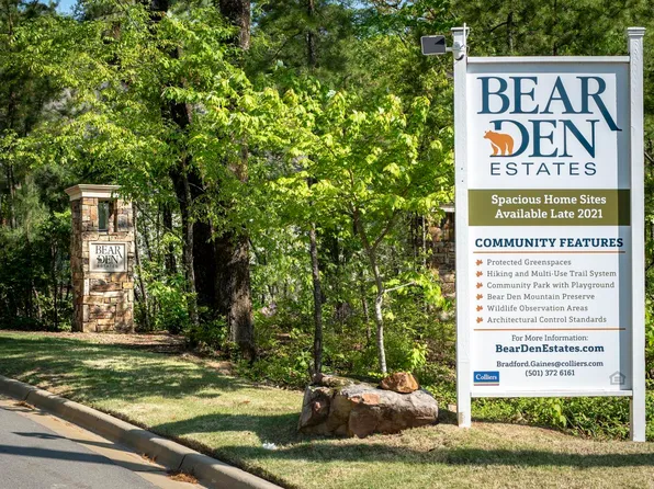 1 Bear Valley Cir, Little Rock, AR 72223