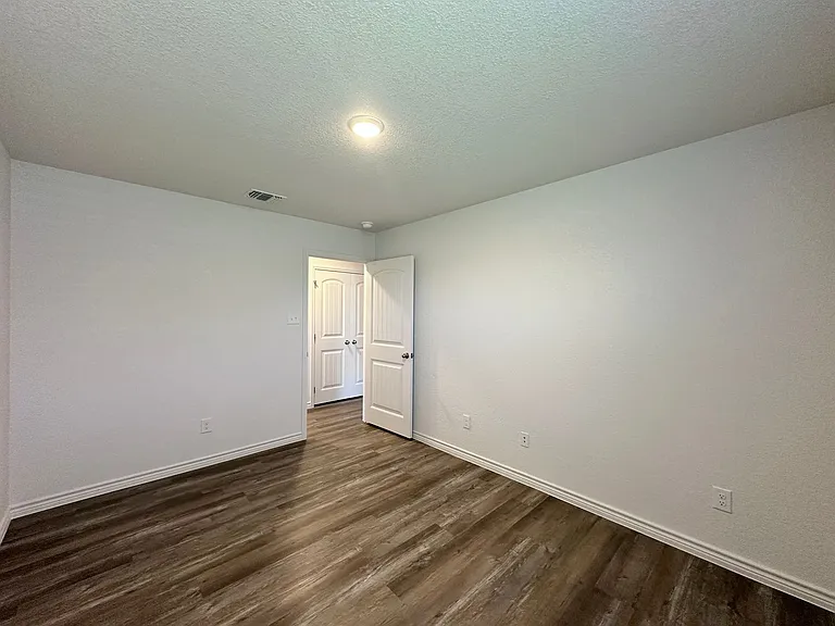 234B Dolphin Dr — Photo 19