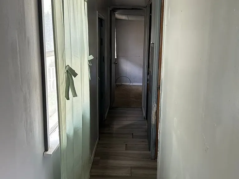 23765 Lawrence Ave — Photo 51