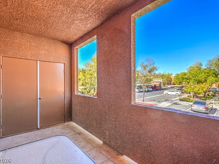 3920 Legend Hills St #202 — Photo 31