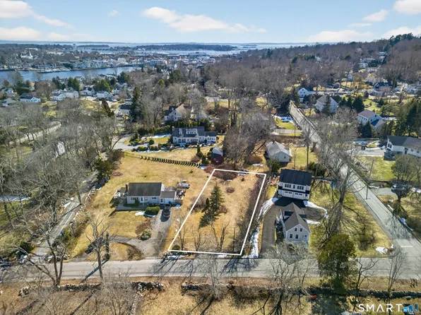 69 B Starr Street, Groton, CT 06355