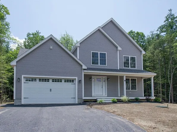8 Kristina Lane, Sandown, NH 03873