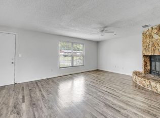 2642 Debbie Ct, Jacksonville, FL 32210