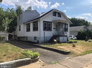 308 W 3rd Ave, Runnemede, NJ 08078