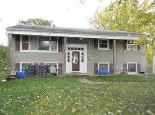 106 Van Ness Rd, Mechanicville, NY 12118