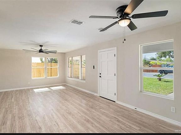 4th image of 1120 N 27th St