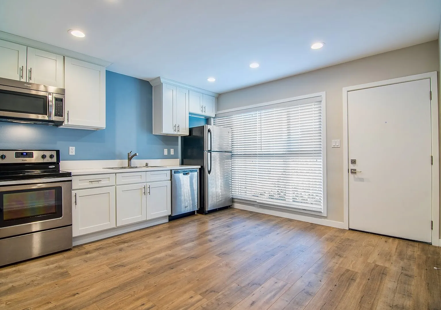 3bed2bath in Prime USC Location — Photo 4