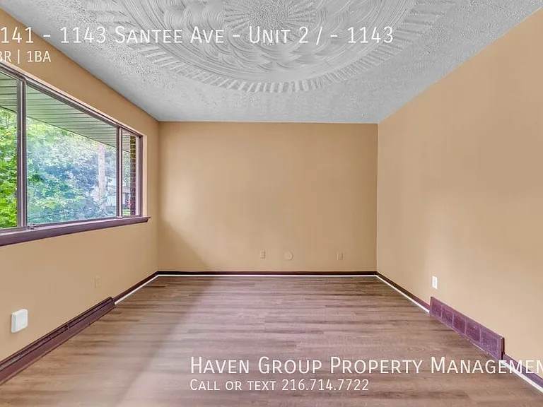 1141-1143 Santee Ave #2/1143 — Photo 4