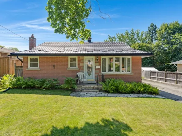 94 Ottawa Cres, Guelph, ON N1E 2A9
