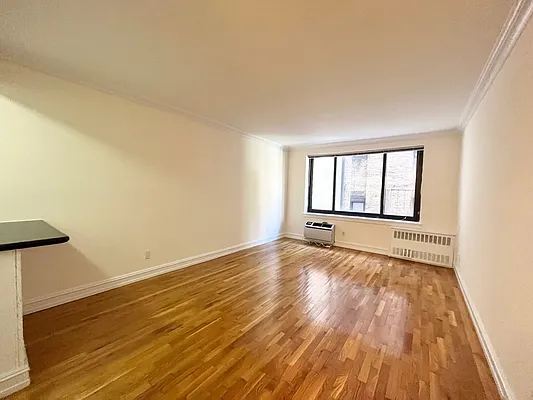 Rented by Douglas Elliman | media 6