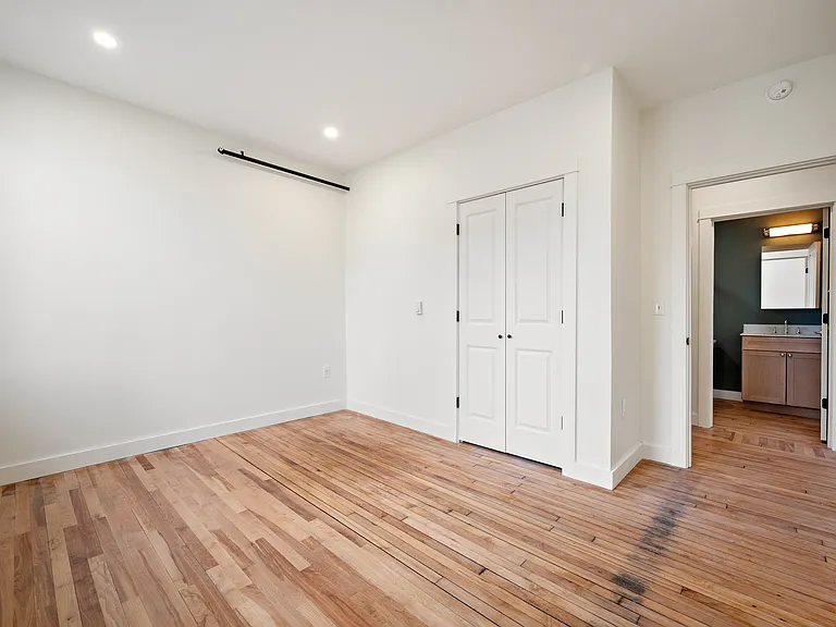Orono Lofts — Photo 63