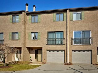 207 Georgetown Ln, Export, PA 15632