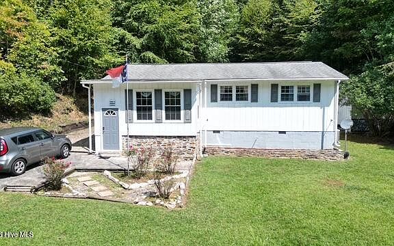 2nd image of 1631 Beech Creek Road