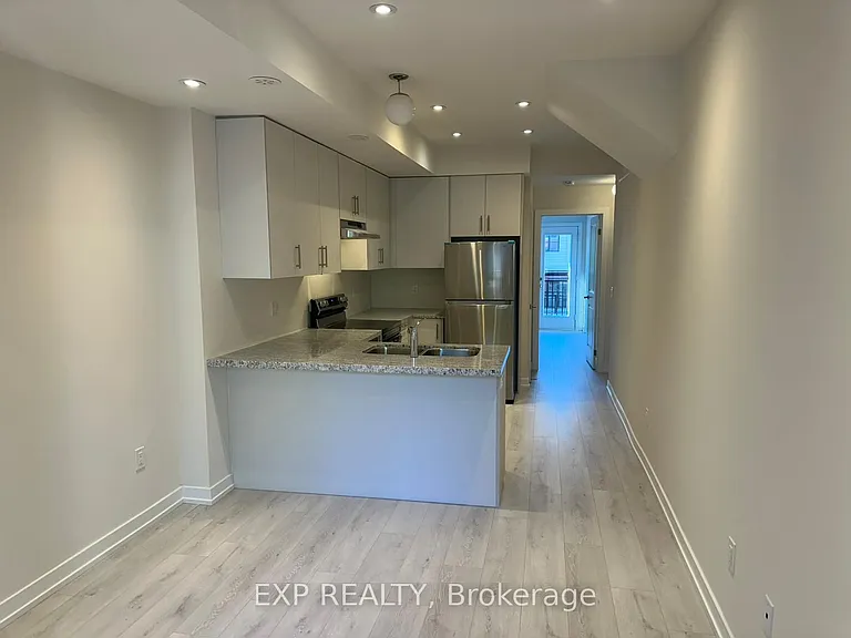 15100 Yonge St #241 — Photo 1