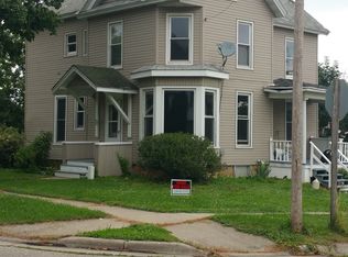 1017 10th St, Monroe, WI 53566