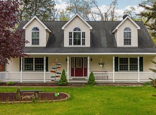 1350 Pine Point Dr, Lewiston, MI 49756