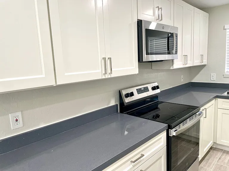 1790 Ellis St #12 — Photo 8