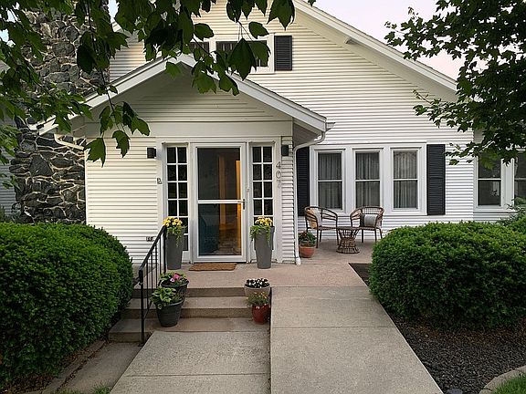 3rd image of 407 Thurston Ave
