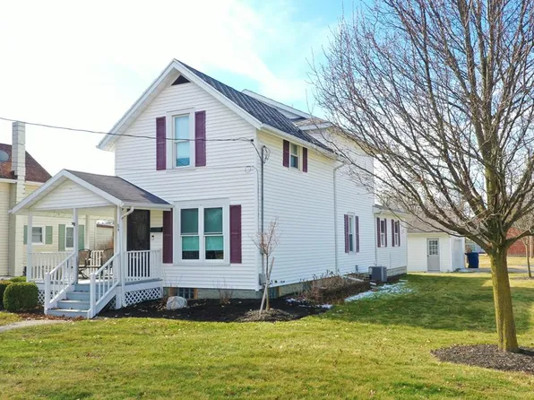 64 W Park Dr, Shelby, OH 44875