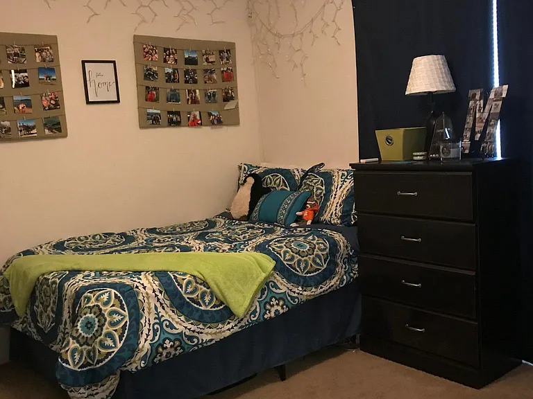 182 University Village Dr #A — Photo 5