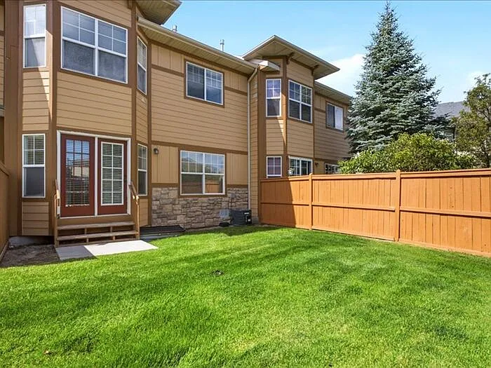 2113 E Glamis Ct — Photo 27