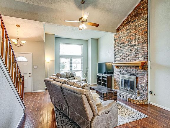 4th image of 5044 Colonial Dr