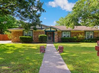 121 Hillside Dr, Hewitt, TX 76643