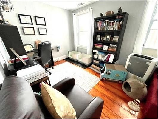 4th image of 13 Bradford St Floor 2