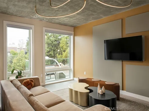 380 Cordova St #105, Pasadena, CA 91101