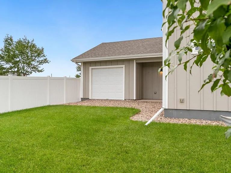 4070 Sveta Ln — Photo 22