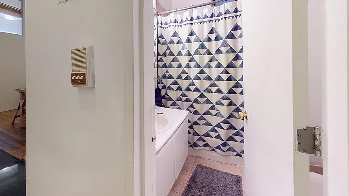 Rented by Bond New York | media 45