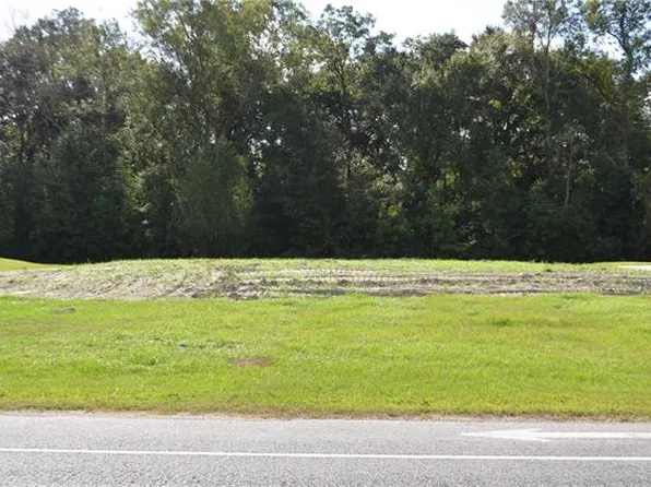 833 S Fashion Blvd, Hahnville, LA 70057