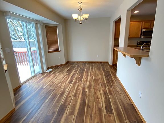 4th image of 1516 151st St SW