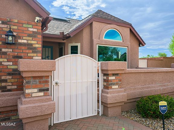 4th image of 7861 N Roundstone Dr