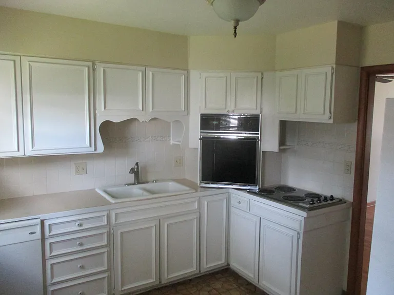 2020 E Page St — Photo 5
